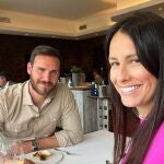 Saul Craviotto y su mujer