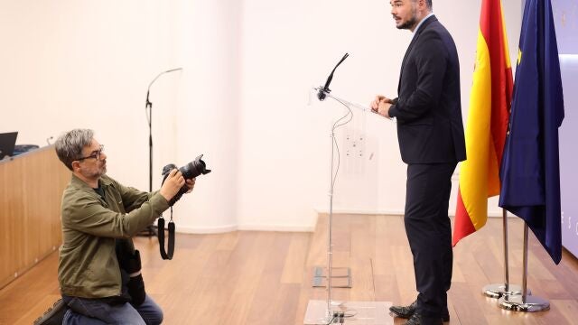 El portavoz de Esquerra Republicana (ERC) en el Congreso, Gabriel Rufián, interviene en una rueda de prensa previa a una Junta de Portavoces en el Congreso de los Diputados, a 10 de mayo de 2022, en Madrid (España). 10 MAYO 2022;JUNTA;PORTAVOCES;CONGRESO;DIPUTADOS Eduardo Parra / Europa Press 10/05/2022