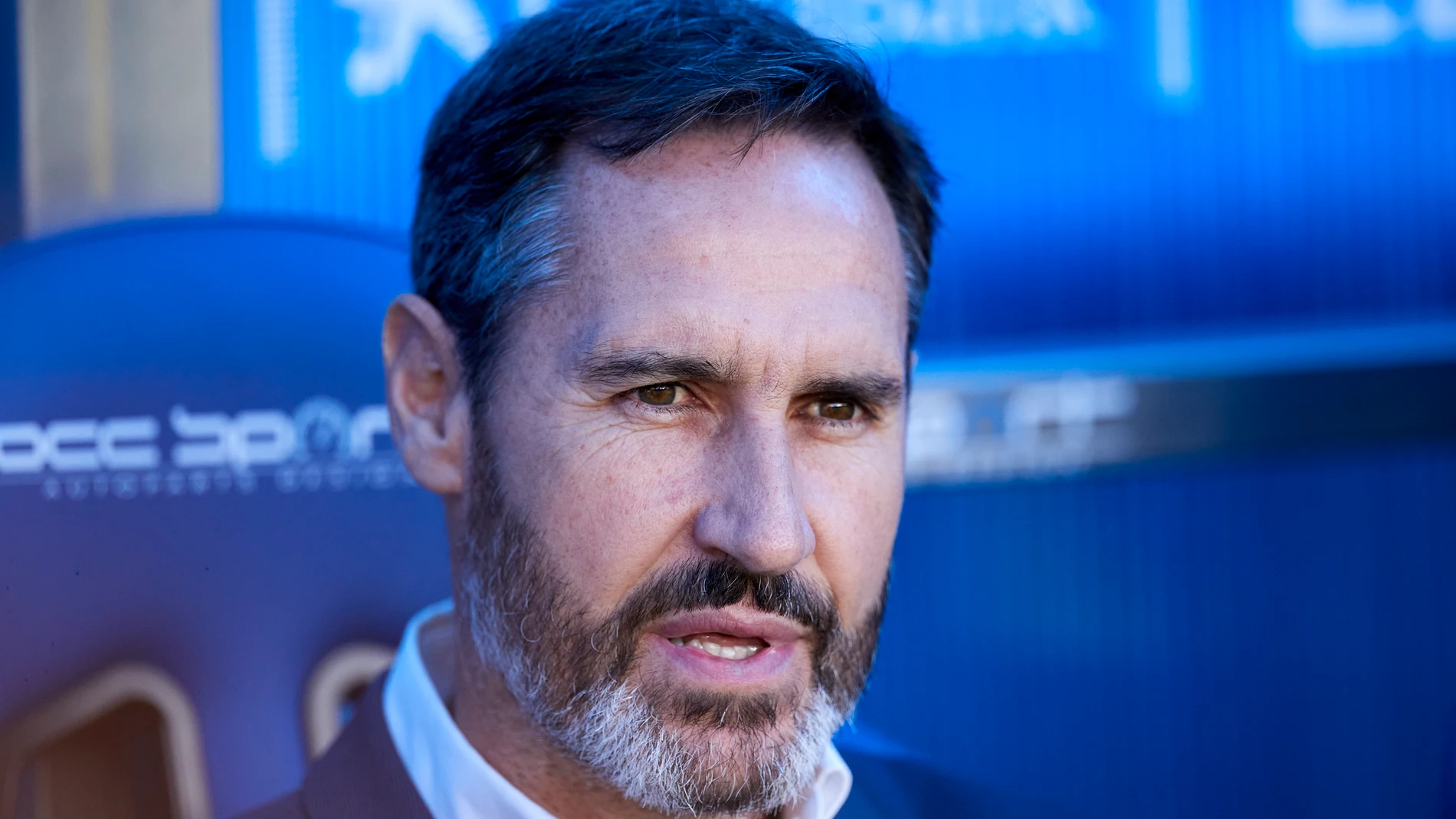 Vicente Moreno Peris, Head coach of RCD Espanyol, looks on prior the Spanish league, La Liga match between Deportivo Alaves and RCD Espanyol at Mendizorrotza on May 11, 2022, in Vitoria, Spain. AFP7 11/05/2022 ONLY FOR USE IN SPAIN