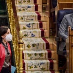 La ministra de defensa, Margarita Robles y Pedro Sanchez durante la sesión de control al Gobierno