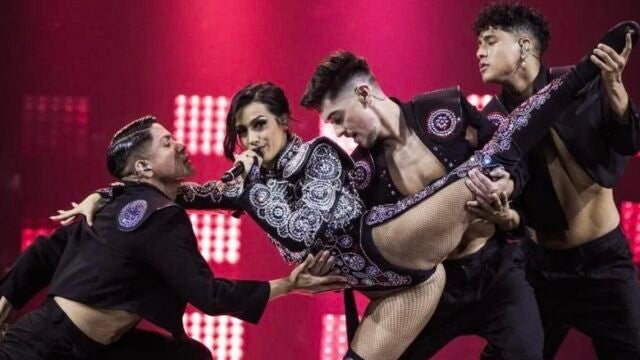 Imagen de la actuación de Chanel de un ensayo en Eurovisión 2022.