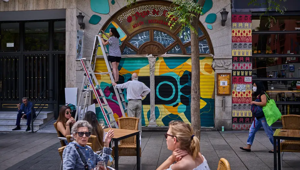 El arte urbano toma las calles de Lavapiés en una nueva edición del festival C.A.L.L.E. Hasta 50 intervenciones llenarán de arte, color y mensajes las fachadas del madrileño barrio de Lavapiés a partir del 4 de mayo en un festival de ‘street art’ que celebra ya su novena edición