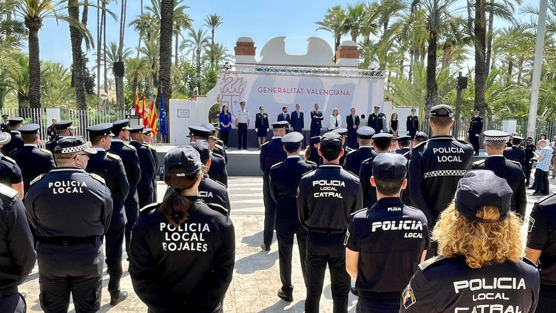 Interior condecora a 307 agentes de las Policías Locales de Alicante por su destacada labor por la seguridad pública