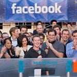 SALIDA A BOLSA DE FACEBOOK