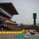 Las tribuna principal del circuito de Catalu&ntilde;a se llen&oacute; ayer viernes- Montmelo, Spain - Photo Xavi Bonilla / DPPI
AFP7 
20/05/2022 ONLY FOR USE IN SPAIN