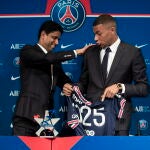 Nasser Al-Khelaifi y Kylian Mbappe