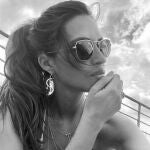 Sara Carbonero en una tarde de fútbol con sus hijos.