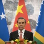La gira del canciller chino, Wang Yi, por las islas del Pacífico, con las que busca firmar un pacto económico y de seguridad, continúa avivando tensiones: