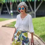 Carmen Gimeno con pantalón pareo de Zara.