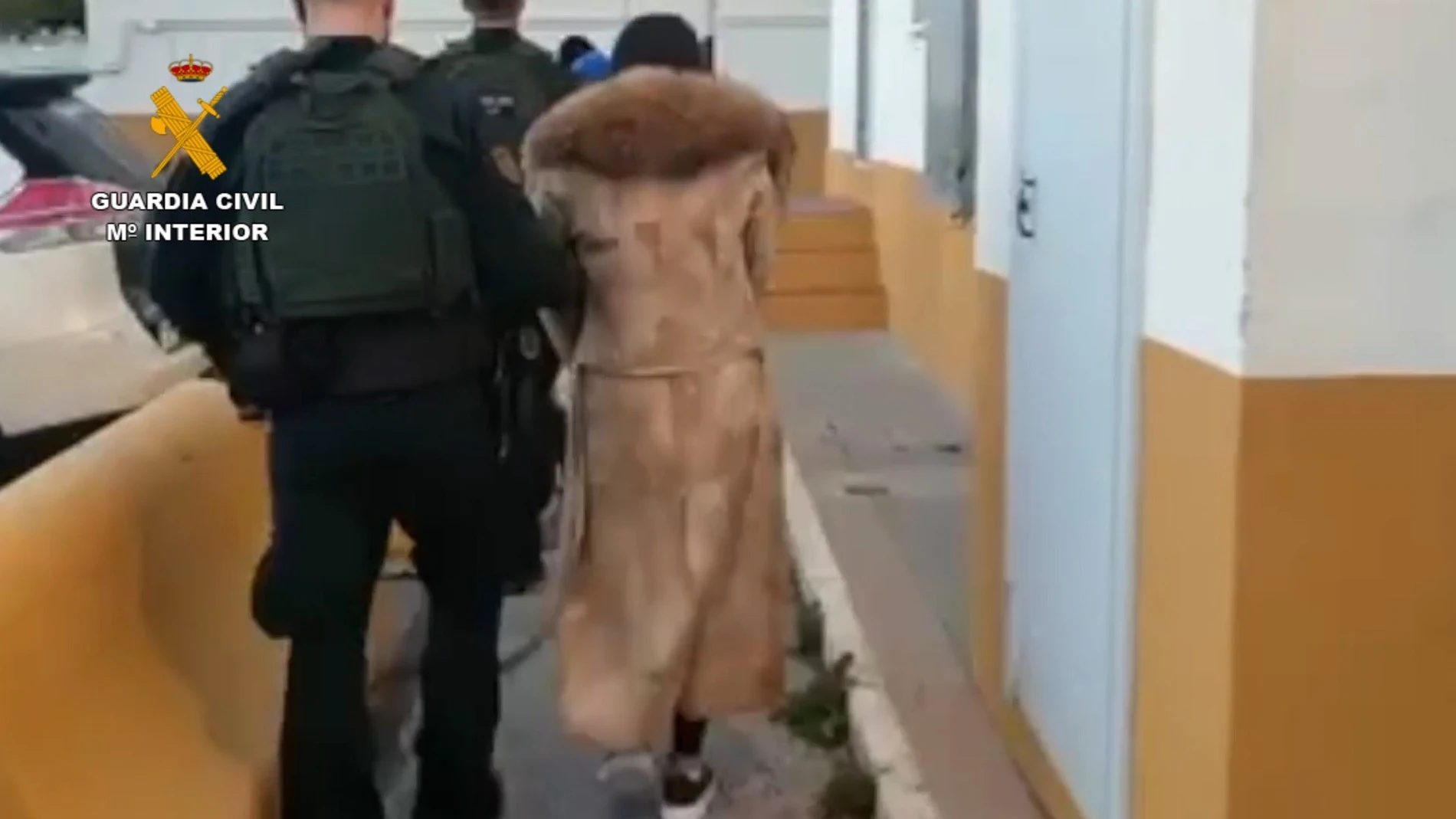 Uno de los detenidos por el secuestro de una persona en Mijas (Málaga) pertenecientes a una red criminal de narcos. GUARDIA CIVIL
