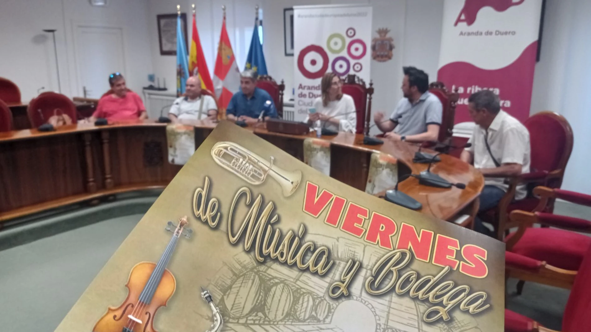 Presentación de la iniciativa "Viernes de Música y Bodega" en Aranda de Duero