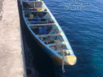 Imagen de archivo de una patera