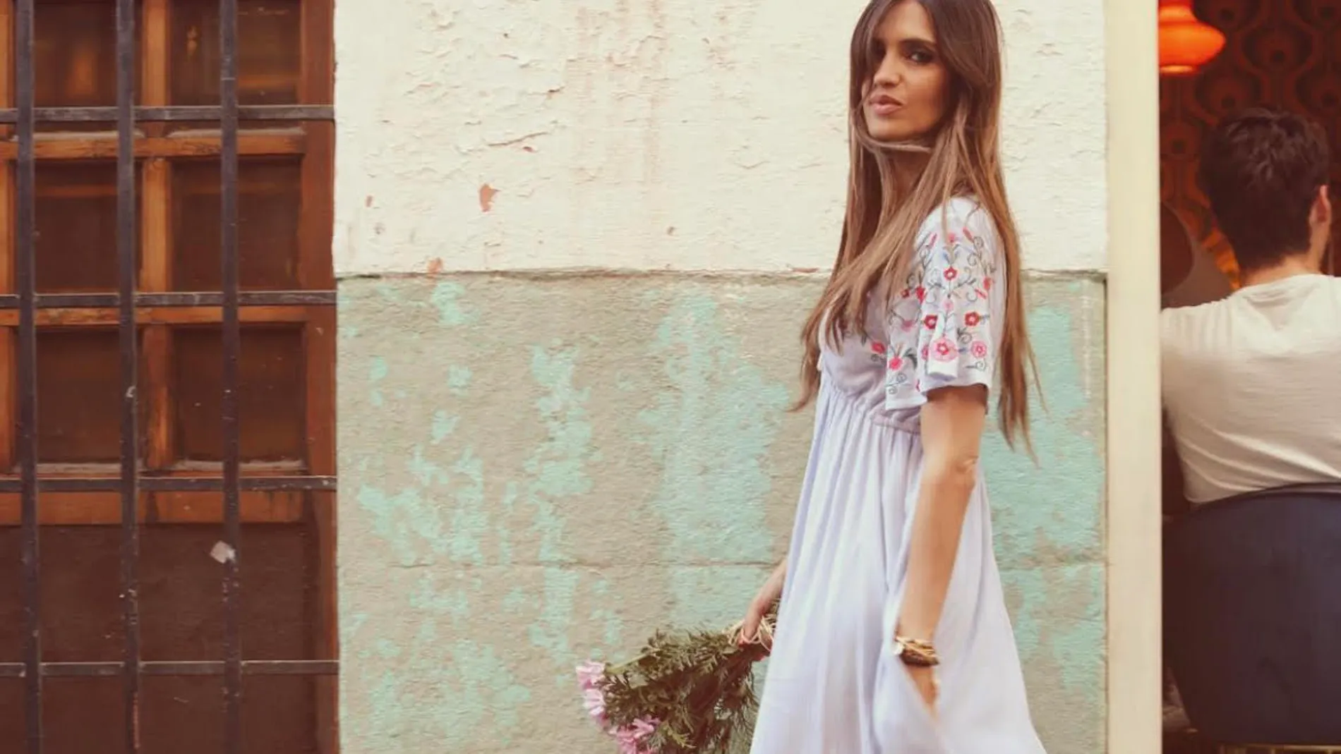 Sara Carbonero con alpargatas de cuña.