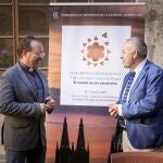 Carlos Izquierdo, vicario general de la archidiócesis de Burgos, y René Payo, copresidente del comité científico del congreso, presentan esta actividad