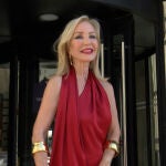 Carmen Lomana en la Ópera.