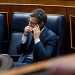 El ministro de la Presidencia, Relaciones con las Cortes y Memoria Democrática, Félix Bolaños, durante una sesión plenaria en el Congreso de los Diputados, a 9 de junio de 2022, en Madrid