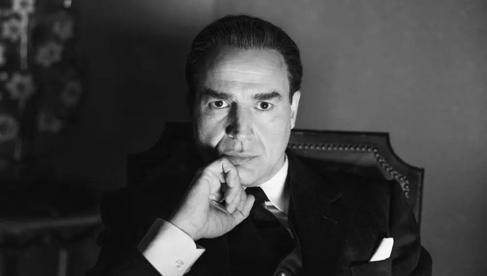 Alberto San Juan interpretará a Cristóbal Balenciaga en la serie original de Disney+