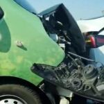 Captura de pantalla del vídeo en el que se ve el accidente de la furgoneta de Vox contra un coche
