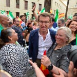 El presidente del Partido Popular, Alberto Nuñez Feijóo, en un acto electoral en El Ejido