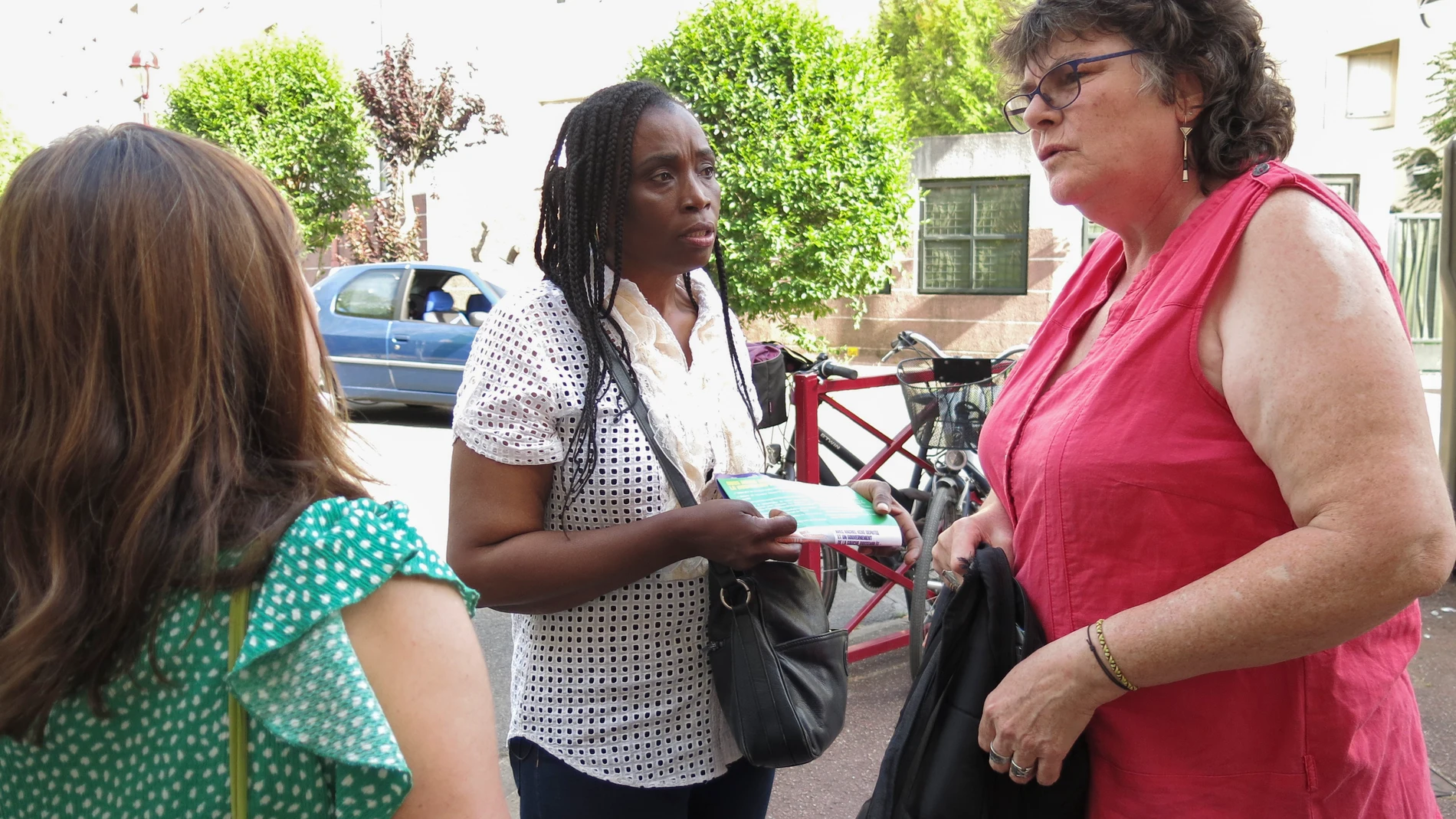 Rachel Keke, una camarera de hotel de la cadena Ibis nacida en Costa de Marfil, puede convertirse en la primera trabajadora de su sector elegida en la Asamblea Nacional