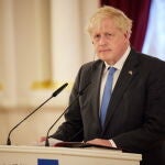 La intervención se ha llevado a cabo en un hospital de Londres del sistema público de salud y estaba relacionada con sus senos paranasales