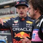 Max Verstappen y Fernando Alonso hablan tras la clasificación del GP de Canadá. Saldrán primero y segundo en parrilla