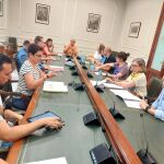 Imagen de las reunión de los vendedores con el alcalde Ribó, la vicealcaldesa Gómez y el edil Grezzi.