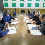 La consejera de Familia e Igualdad de Oportunidades, Isabel Blanco, se reúne con el Fiscal Superior de Castilla y León, Santiago Mena.