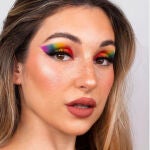 Beauty look especial por el mes del orgullo.