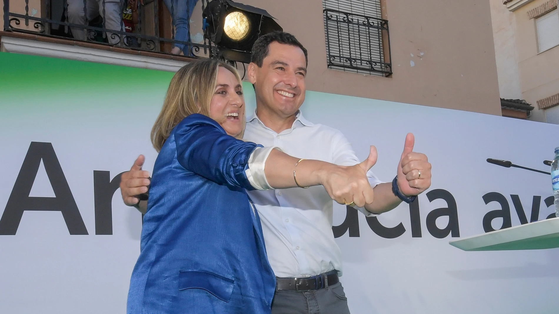 Marifrán Carazo y Juanma Moreno