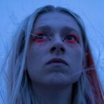 Hunter Schafer, en una escena de la serie de HBO "Euphoria"