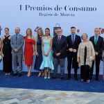 La Consejería de Empresa, Empleo, Universidades y Portavocía, a través de la Dirección General de Consumo y Artesanía, celebró hoy un acto en el que se entregaron los primeros Premios de Consumo Región de Murcia.
