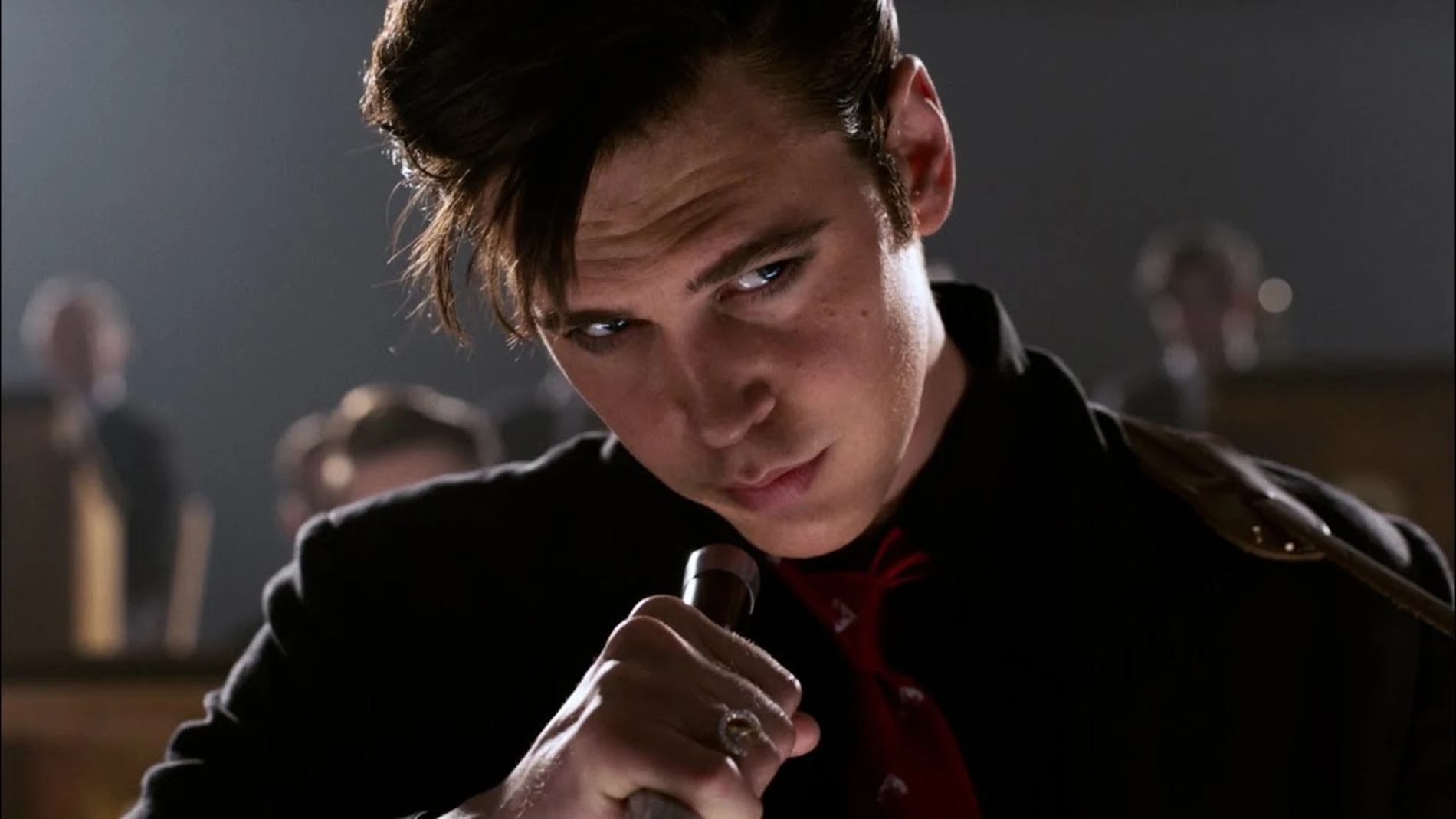 El californiano Austin Butler en "Elvis"