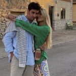 Imagen de Teresa Andrés con su futuro marido.