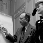 El diseñador Pierre Balmain