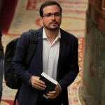 El ministro de Consumo, Alberto Garzón, tras el pleno del Congreso celebrado este martes en Madrid. EFE/Fernando Alvarado.