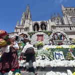 Ofrenda de Flores a la patrona de la diócesis de Burgos, Santa María la Mayor, en el marco de las Fiestas Mayores de San Pedro y San Pablo 2022