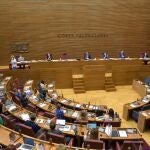 Imagen del pleno de esta mañana en Les Corts Valencianes