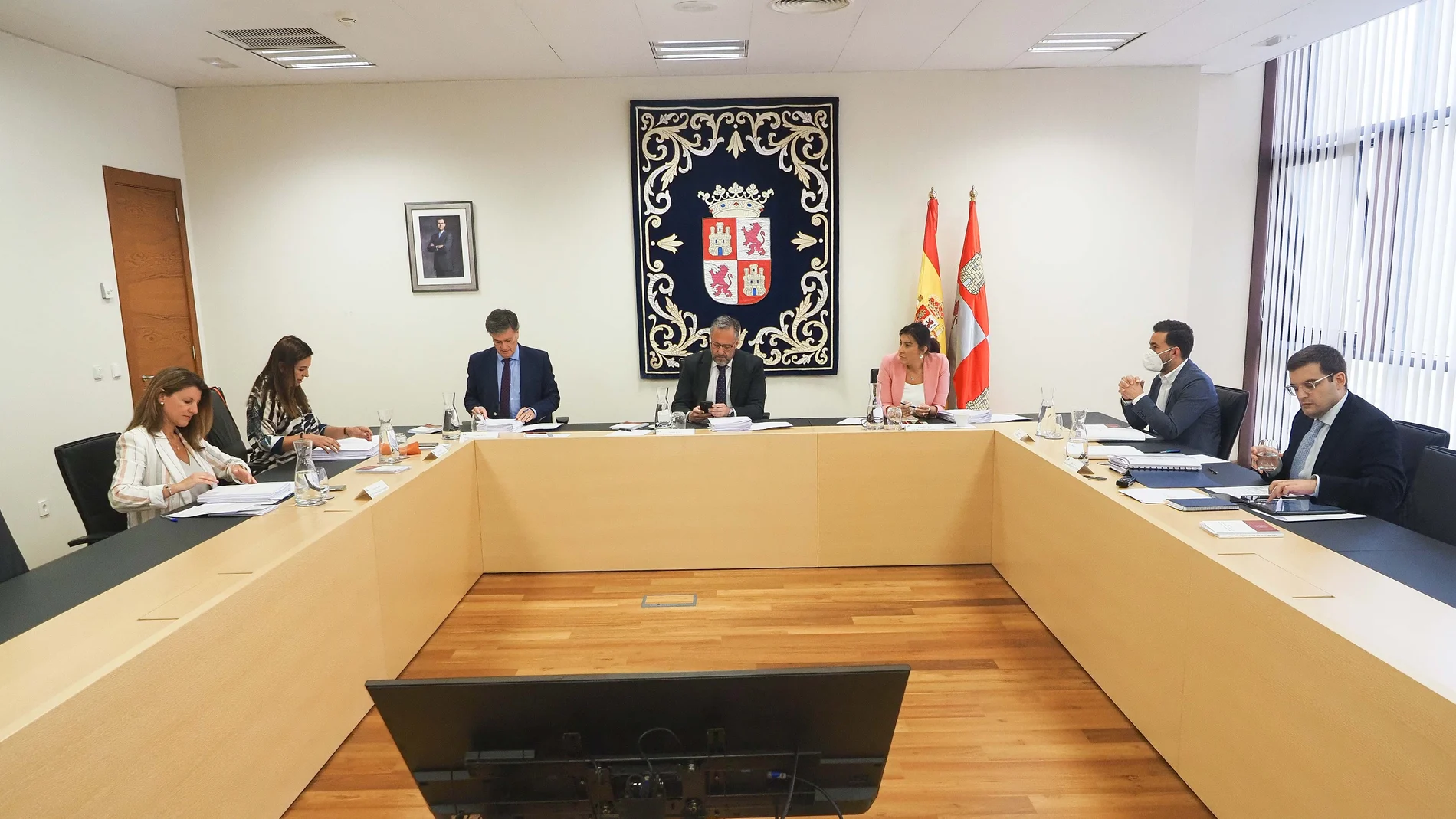 Carlos Pollán preside la Mesa de las Cortes