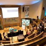 El grupo durante la presentación de los principales datos de la actividad investigadora de sus hospitales en el último año