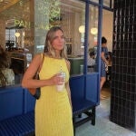 María Pombo con vestido de su marca.