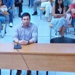 El acusado de la muerte de Marta Calvo, Jorge Ignacio Calvo, solo ha contestado al Ministerio Fiscal, al jurado, al tribunal y a su abogada.
