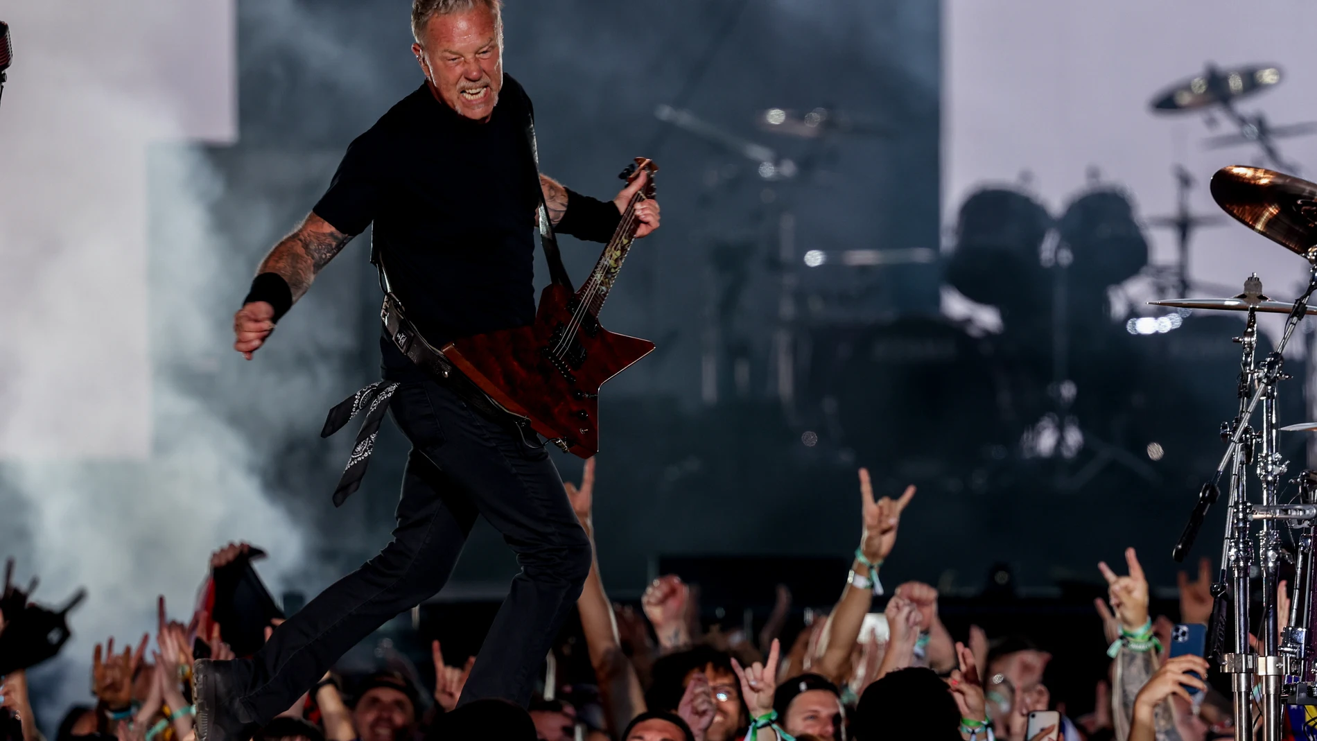 El guitarrista James Hetfield de Metallica en el festival Mad Cool 2022