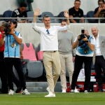 Bale vio el primer partido de su nuevo equipo en Los Ángeles