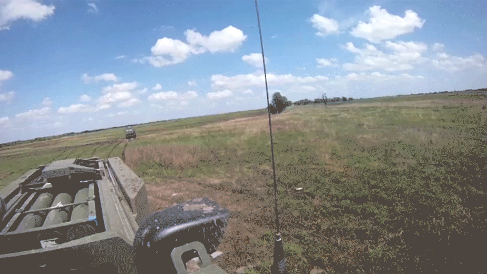 Sistema Himars disparando