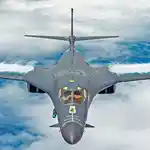 Un B-1B mientras vuela detrás de un Stratotanker KC-135 de la Fuerza Aérea estadounidense
