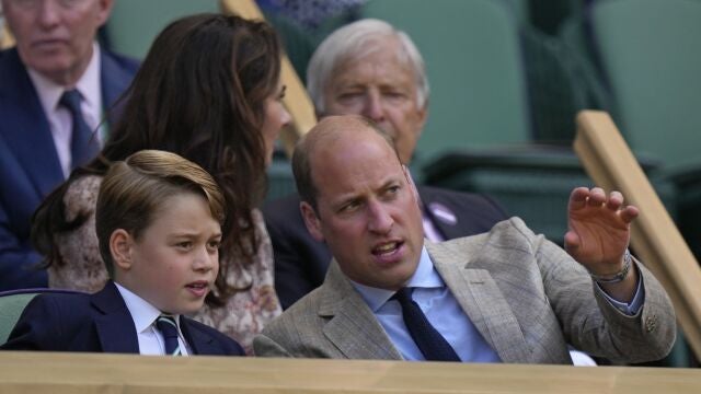 Los pr&iacute;ncipes Guillermo y George en Wimbledon