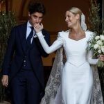 Teresa Andrés e Igancio saliendo de la iglesia después del ‘sí, quiero’.