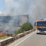 Detenidos dos menores tras provocar un incendio en una antigua fábrica de muebles que se encontraba abandonada