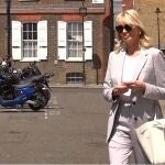 Corinna zu Sayn-Wittgenstein, más conocida como Corinna Larsen, a su llegada este lunes al Tribunal de Apelación británico para seguir la causa de inmunidad del rey emérito Juan Carlos I.
